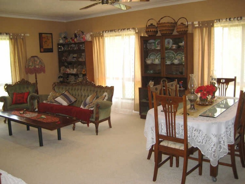 6 Oldenburg Place, Kelso QLD 4815