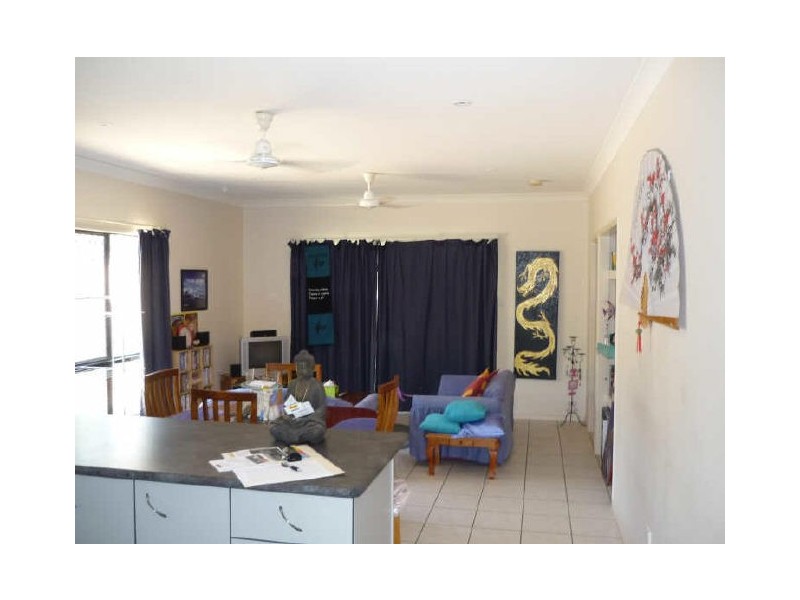 3 Azure Court, Douglas QLD 4814