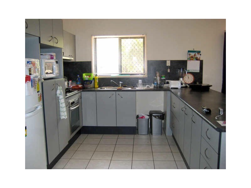 3 Azure Court, Douglas QLD 4814