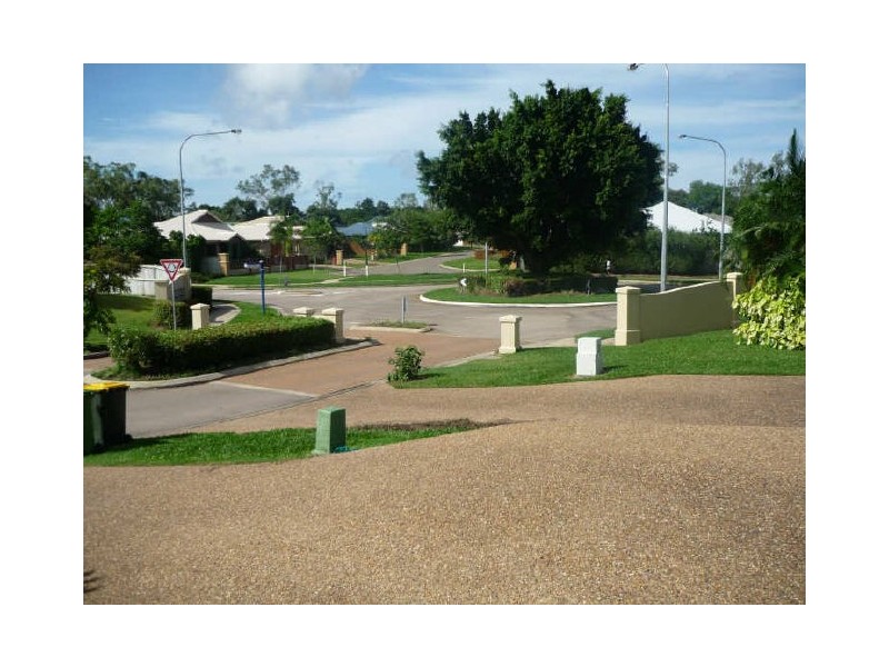 83 Riverbend Drive, Douglas QLD 4814