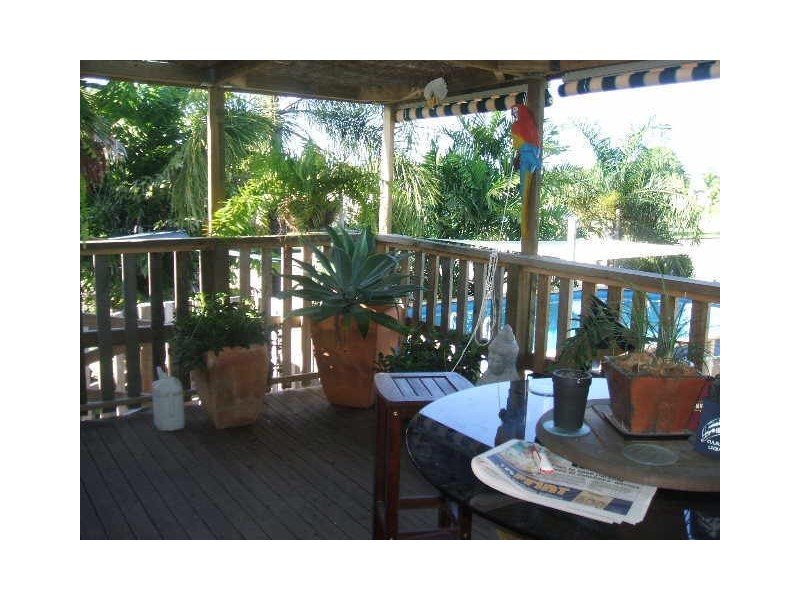 120 13th Avenue, Home Hill QLD 4806