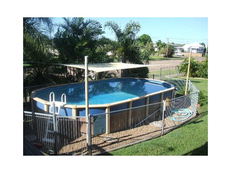 120 13th Avenue, Home Hill QLD 4806