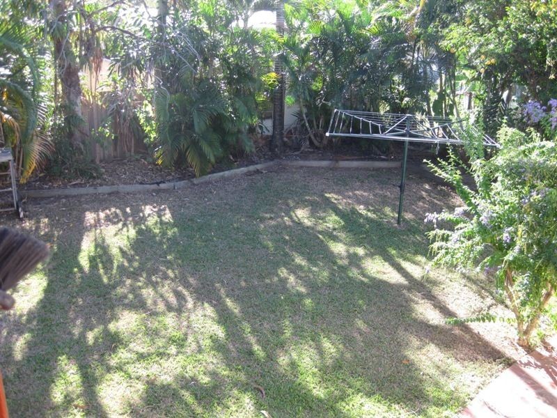 13 Berontha Street, Cranbrook QLD 4814