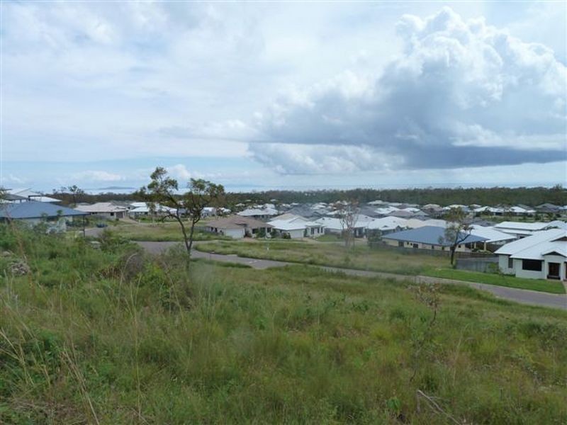 59 Shutehaven Circuit, Bushland Beach QLD 4818