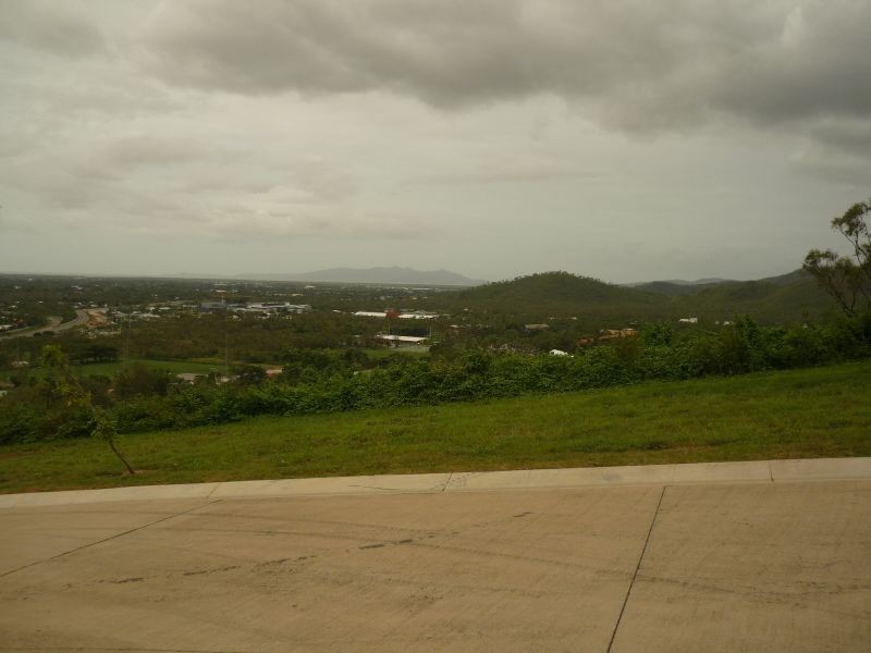 11 Moondani Close, Douglas QLD 4814