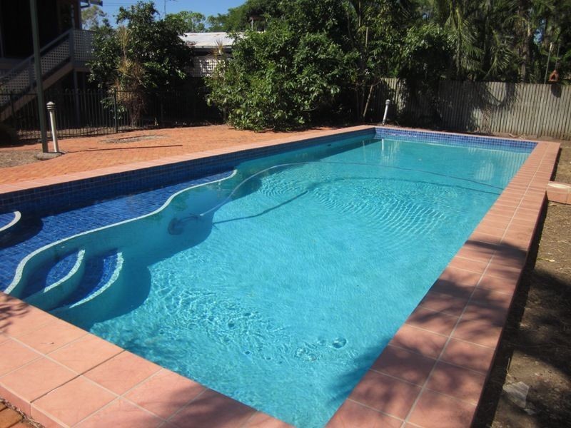 33 Bay Street, Pallarenda QLD 4810