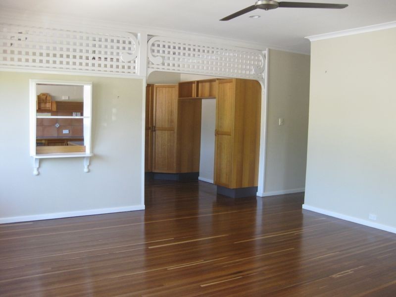 33 Bay Street, Pallarenda QLD 4810