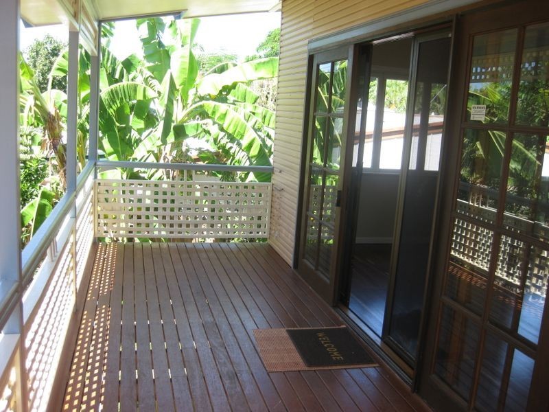 33 Bay Street, Pallarenda QLD 4810