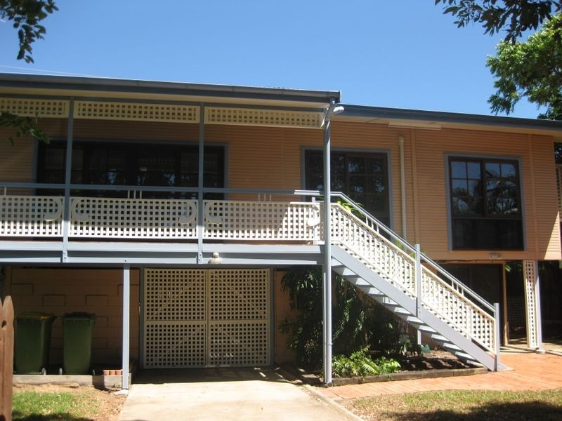 33 Bay Street, Pallarenda QLD 4810