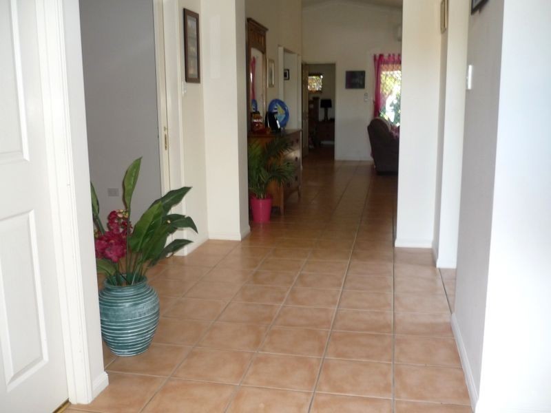 13 Mona Vale Place, Annandale QLD 4814