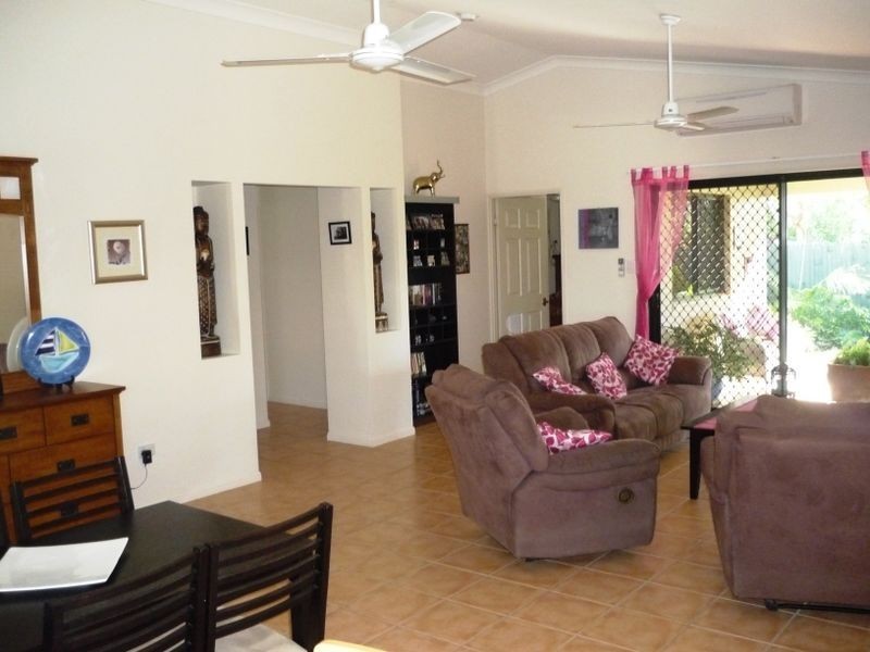 13 Mona Vale Place, Annandale QLD 4814