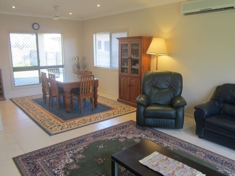 73 Sringbrook Parade, Idalia QLD 4811