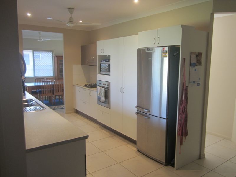 73 Sringbrook Parade, Idalia QLD 4811