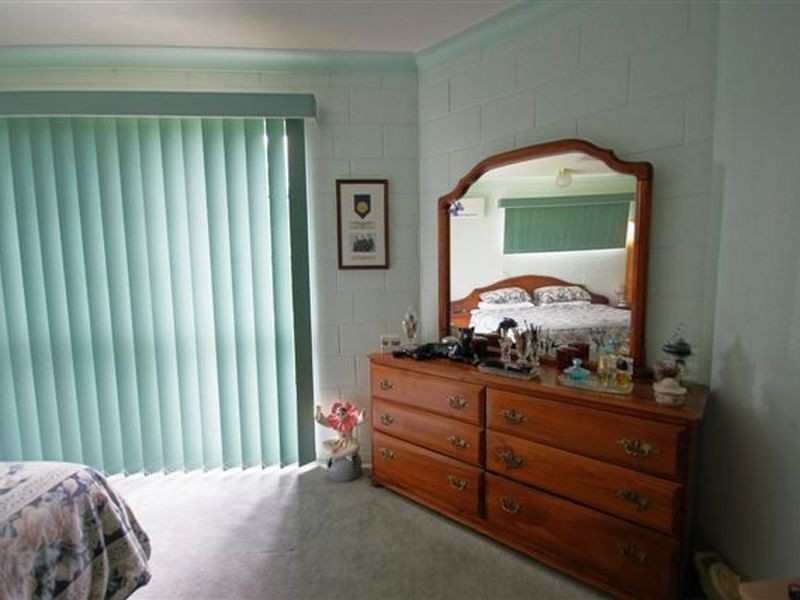 37 Country Road, Alligator Creek QLD 4816