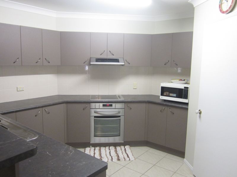 7 Buller Close, Mount Louisa QLD 4814