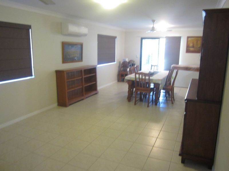 7 Buller Close, Mount Louisa QLD 4814