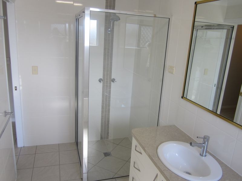 7 Buller Close, Mount Louisa QLD 4814