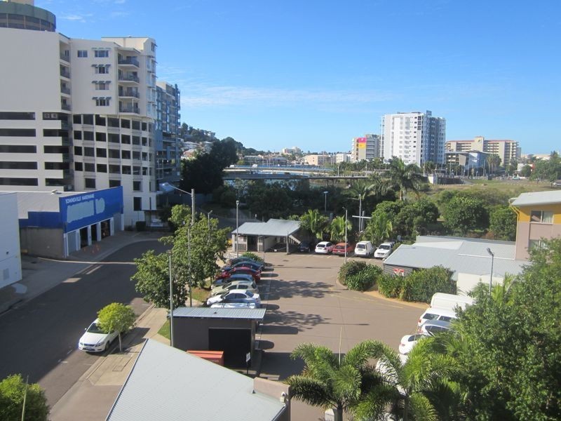 Townsville City QLD 4810