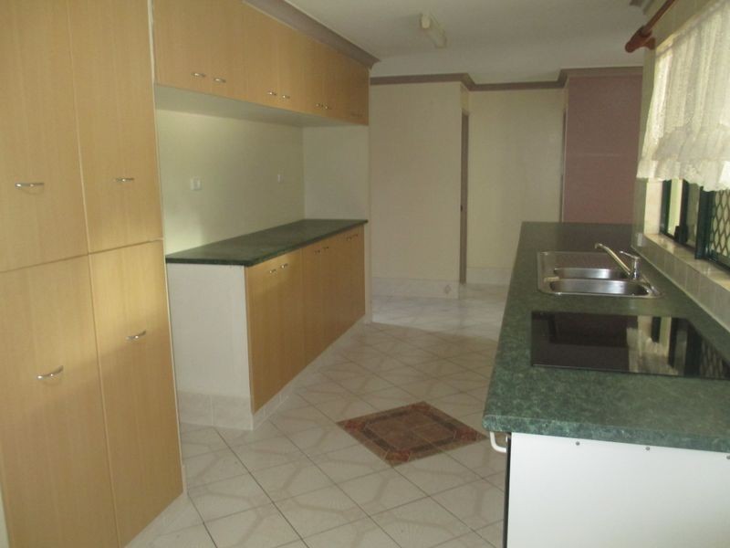 23 Mcpherson Street, Oonoonba QLD 4811