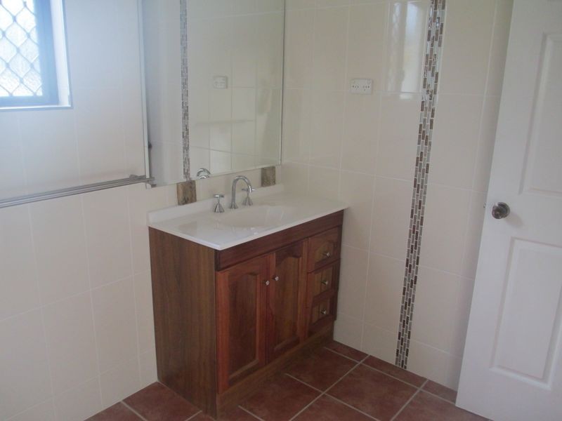 23 Mcpherson Street, Oonoonba QLD 4811