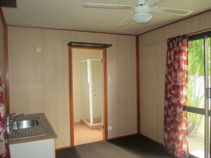 23 Mcpherson Street, Oonoonba QLD 4811