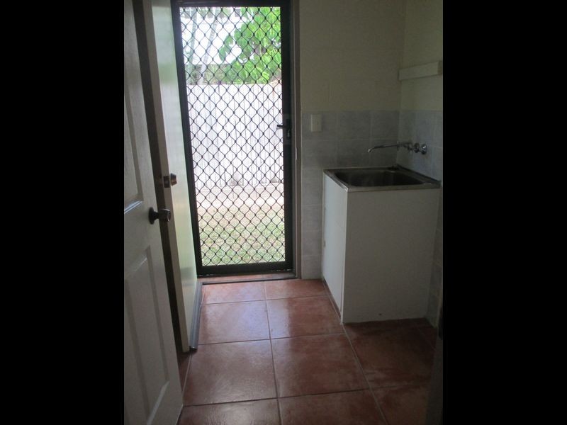 23 Mcpherson Street, Oonoonba QLD 4811