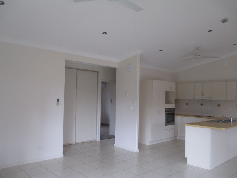 11 Lillydale Pkt, Idalia QLD 4811