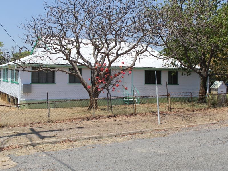 3 Harris Street, Richmond QLD 4822