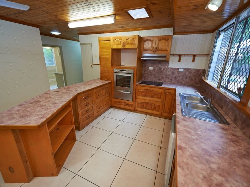 15 Brownhill Street, Mundingburra QLD 4812