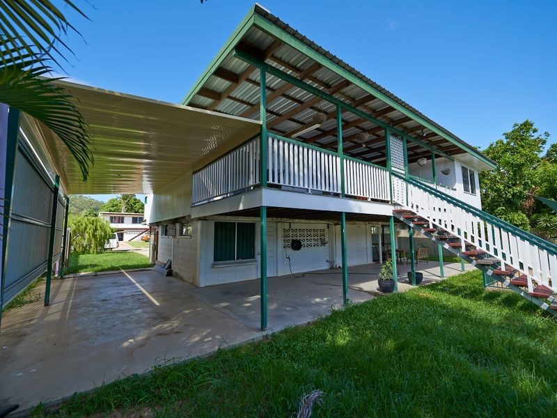 9 Macfarlane Street, Wulguru QLD 4811