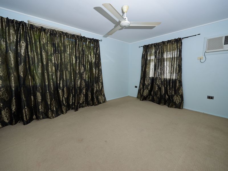 9 Macfarlane Street, Wulguru QLD 4811