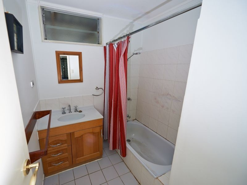 9 Macfarlane Street, Wulguru QLD 4811