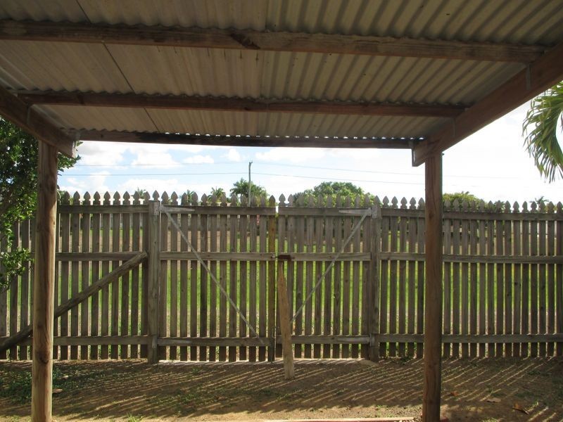 33 Laguna Avenue, Kirwan QLD 4817