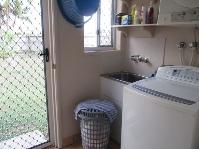 33 Laguna Avenue, Kirwan QLD 4817