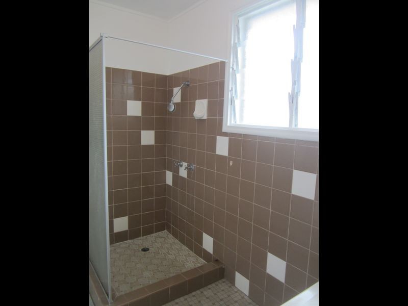 2/18 Love Lane, Rosslea QLD 4812