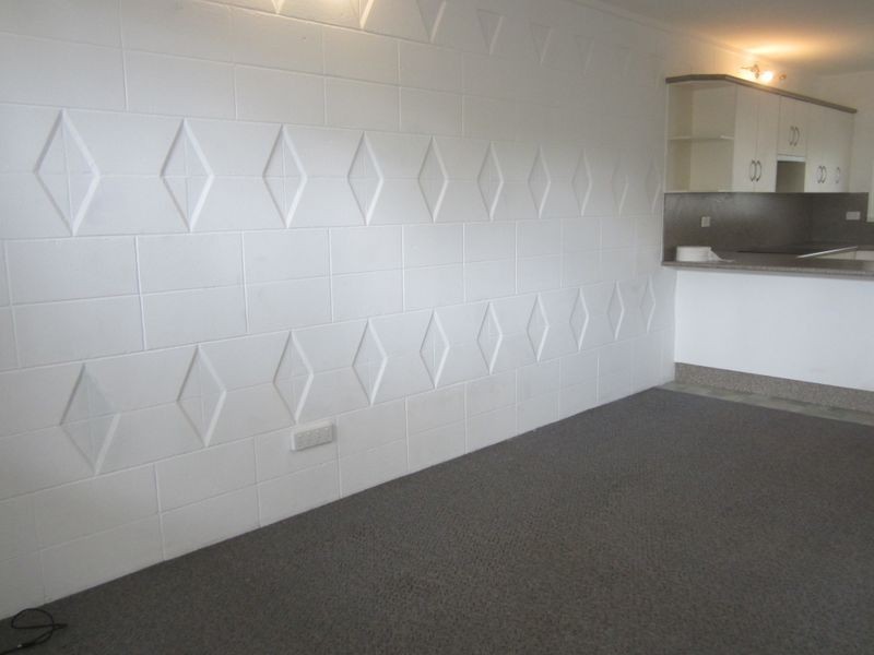 2/18 Love Lane, Rosslea QLD 4812