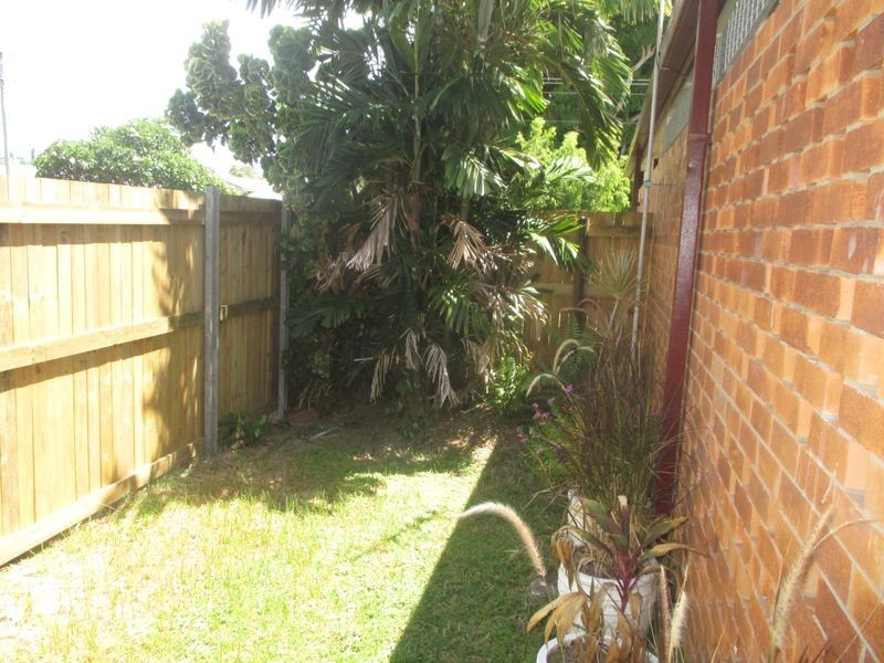 2/18 Love Lane, Rosslea QLD 4812