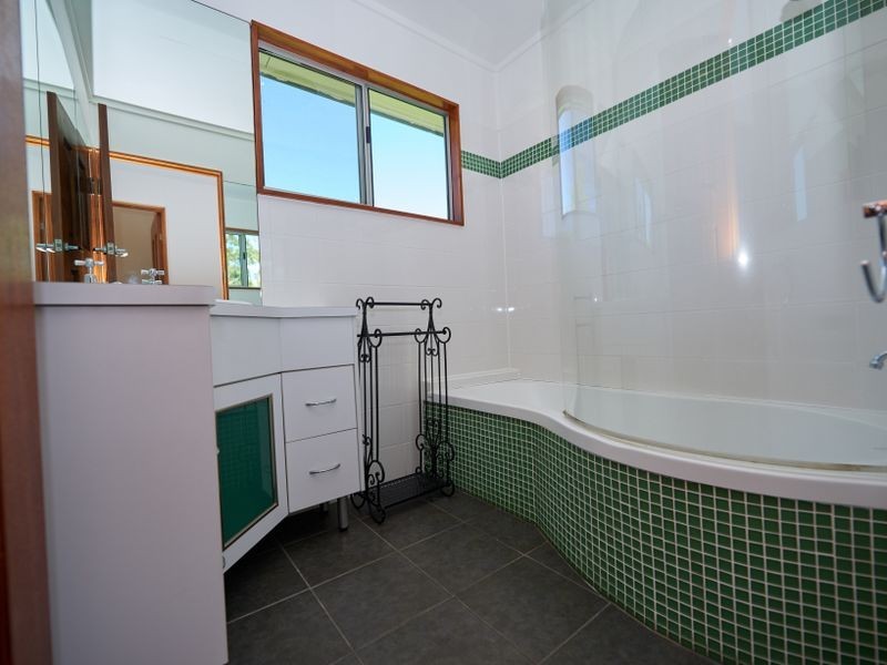 18 Chauncy Cres, Douglas QLD 4814