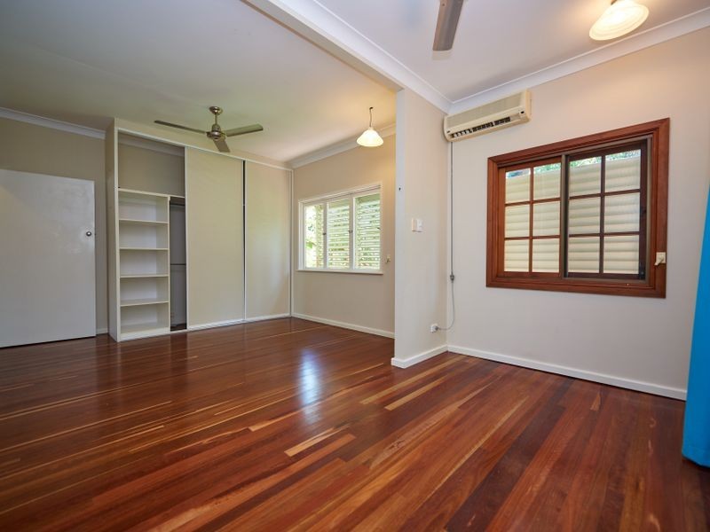 33 Bay Street, Pallarenda QLD 4810