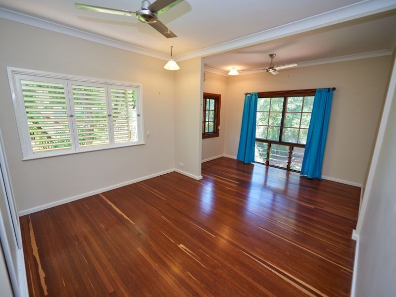 33 Bay Street, Pallarenda QLD 4810