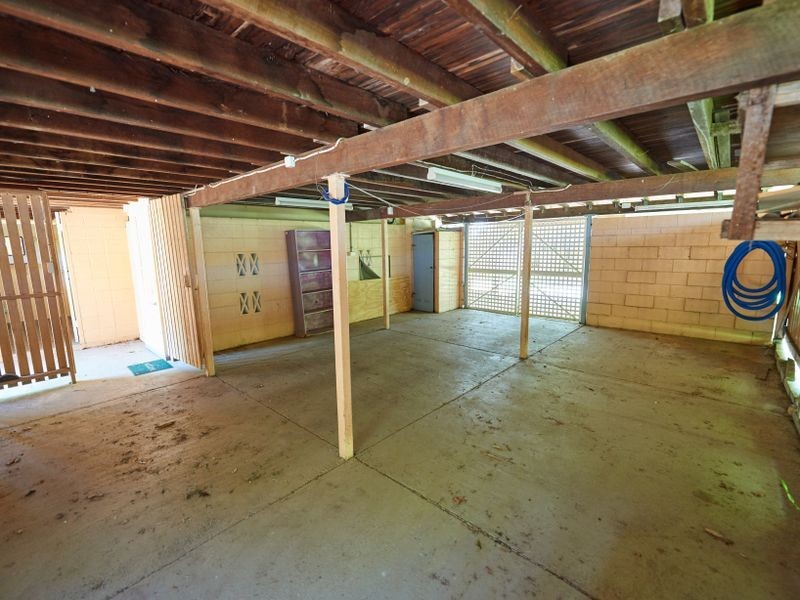 33 Bay Street, Pallarenda QLD 4810