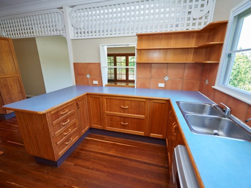 33 Bay Street, Pallarenda QLD 4810