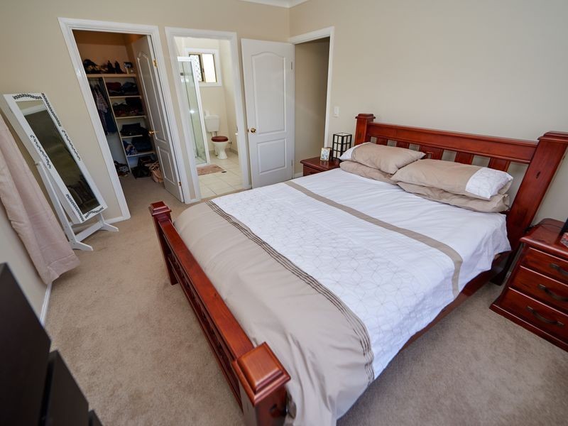 30 Janelle Street, Kelso QLD 4815