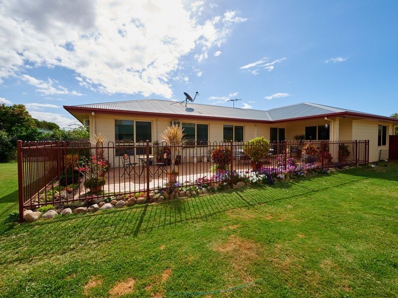 30 Janelle Street, Kelso QLD 4815