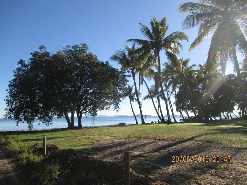 83 The Esplanade, Toolakea QLD 4818