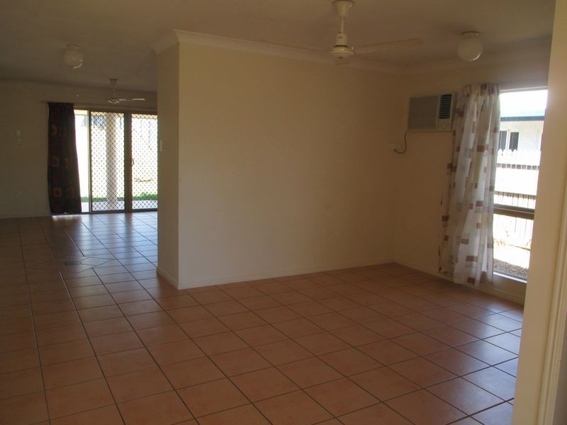 19 Curtin Place, Douglas QLD 4814