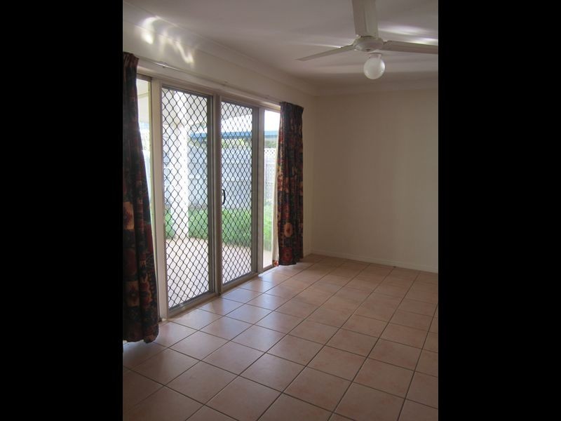 19 Curtin Place, Douglas QLD 4814