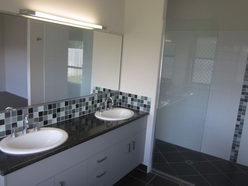 Bohle Plains QLD 4817