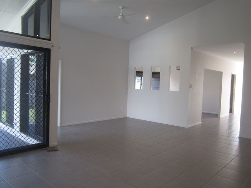 Bohle Plains QLD 4817