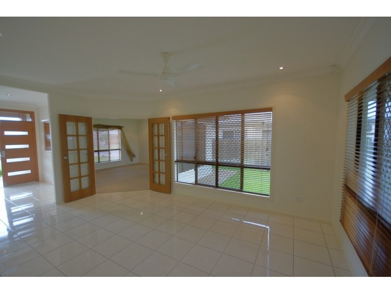 37 Waterlily Cct, Douglas QLD 4814